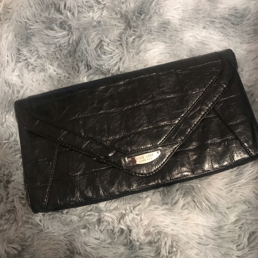 Large Nine West Clutch 👛